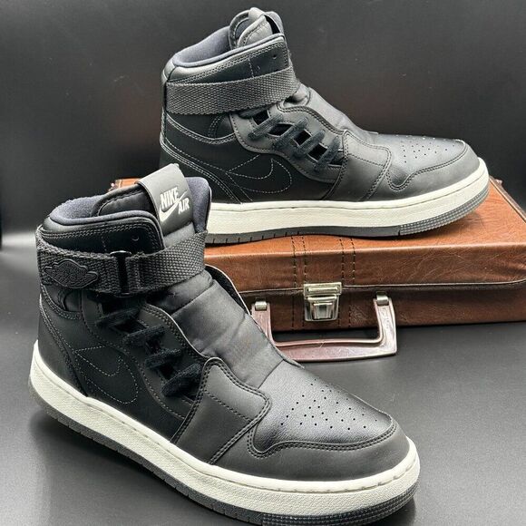 Wmns Air Jordan 1 Nova XX 'Black Sail' - Picture 12 of 12